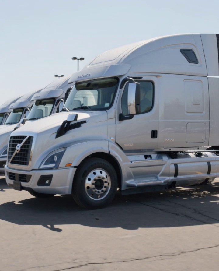 2025 Volvo VNL sleeper truck for sale